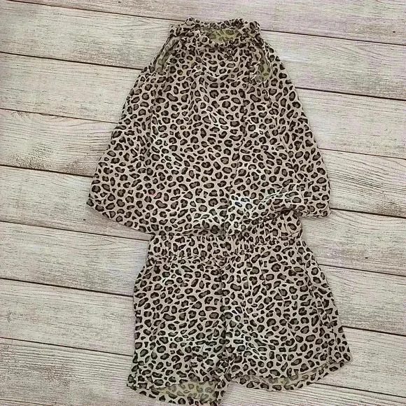 Old Navy Other - Leopard Top and Shorts